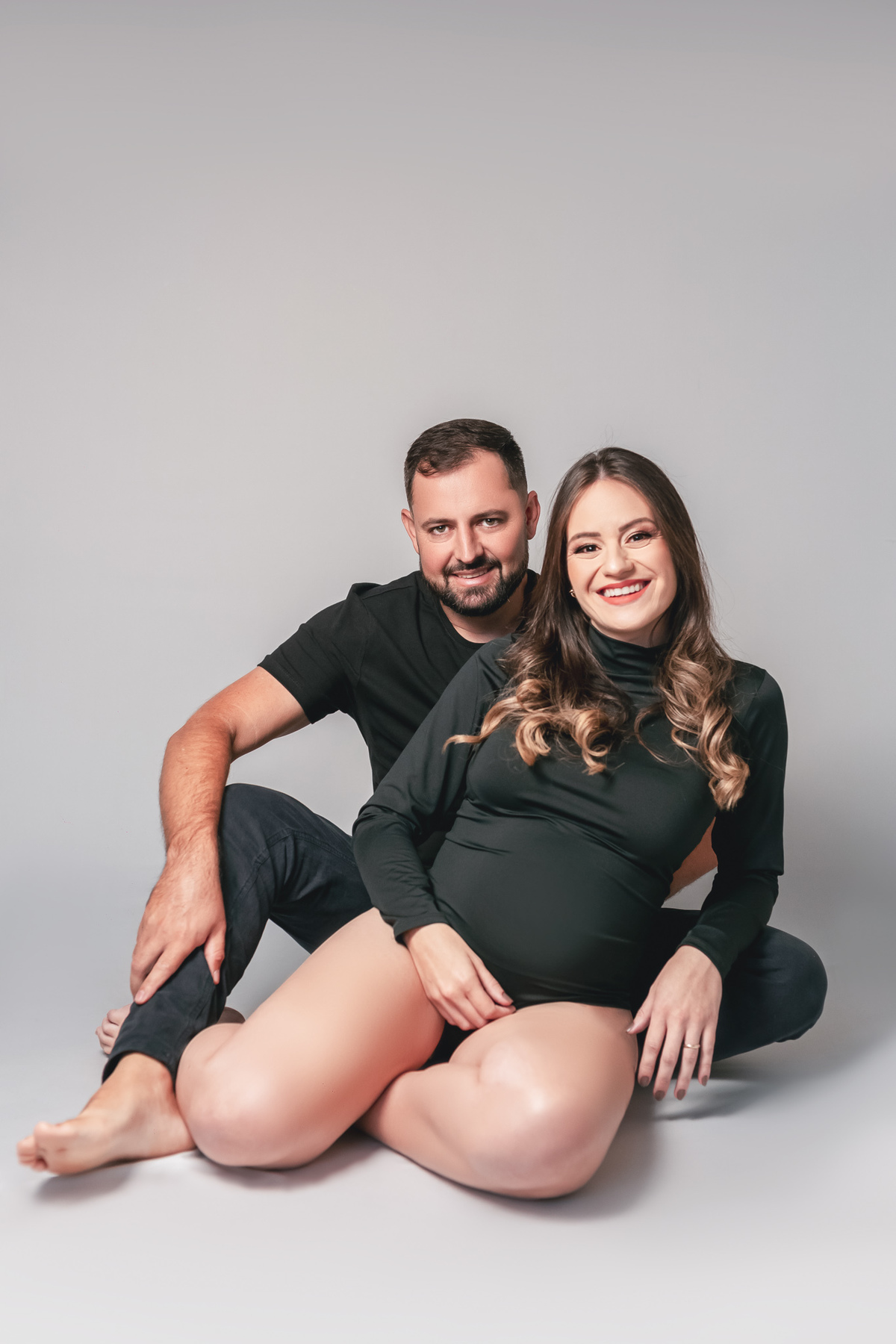 Suellen Oliveira.
casal sorridente.