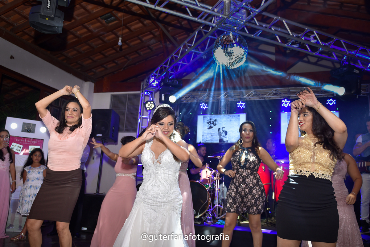 dança-da-noiva,madrinhas,coreografia,fotografo-campinas,cassamentos-sao-paulo