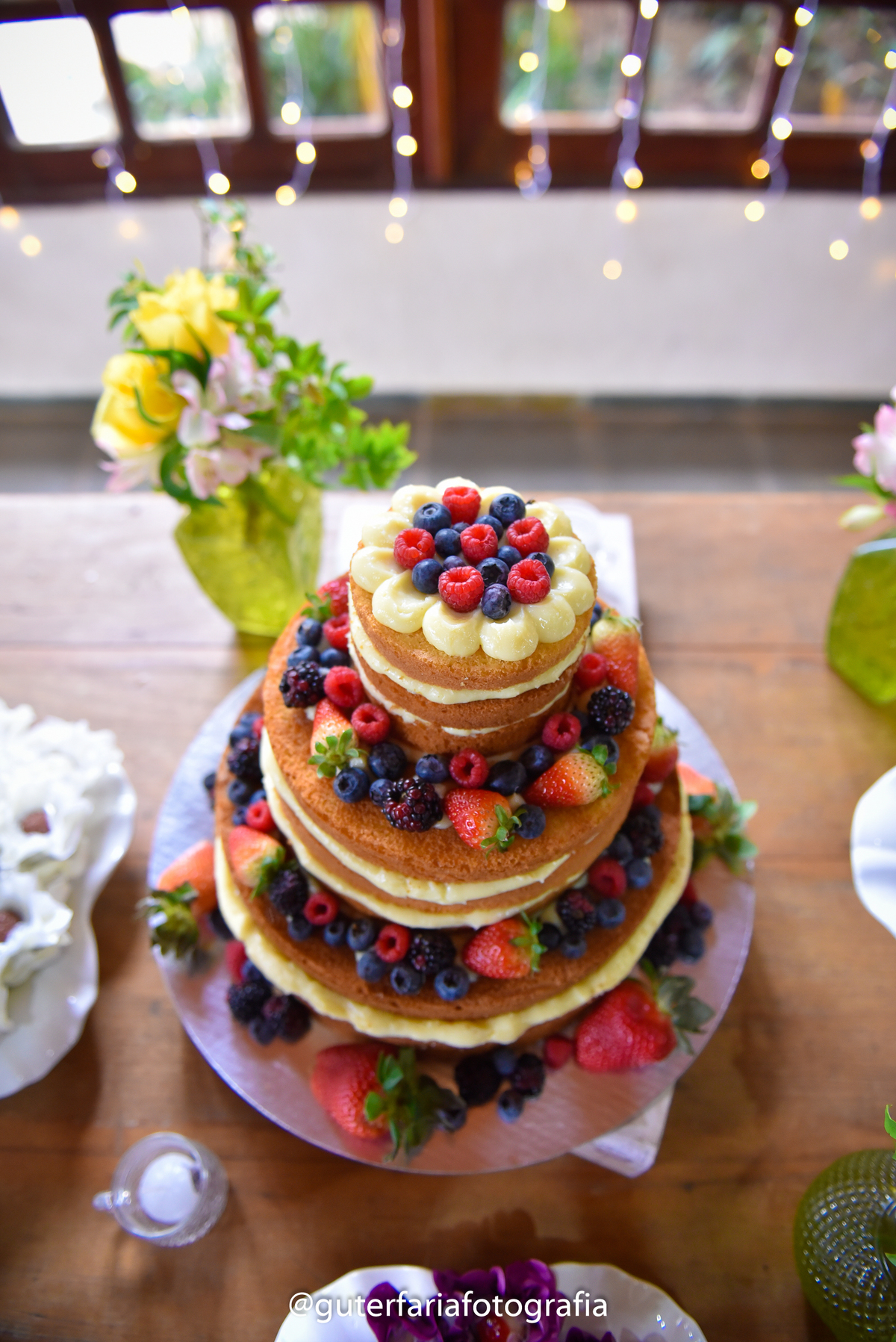 Naked-cake,fruta-vermelhas,mesa-de-bolo,casamento,fotografo-bom-preço