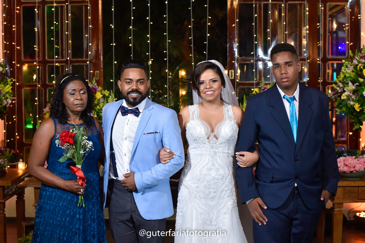pais-do-noivo,flores,mesa-de-doces,casamento,fotografo-de-casamento-campinas