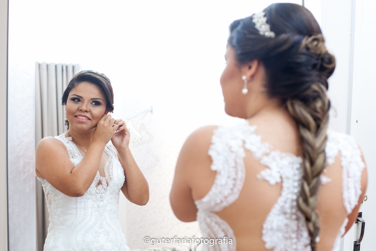 vestido-de-renda,penteado-para-noiva,fotos-de-noiva