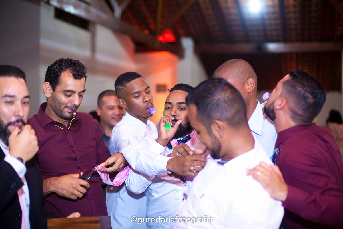 festa,gravata,corte-da-gravata,folia,casamento,buffet