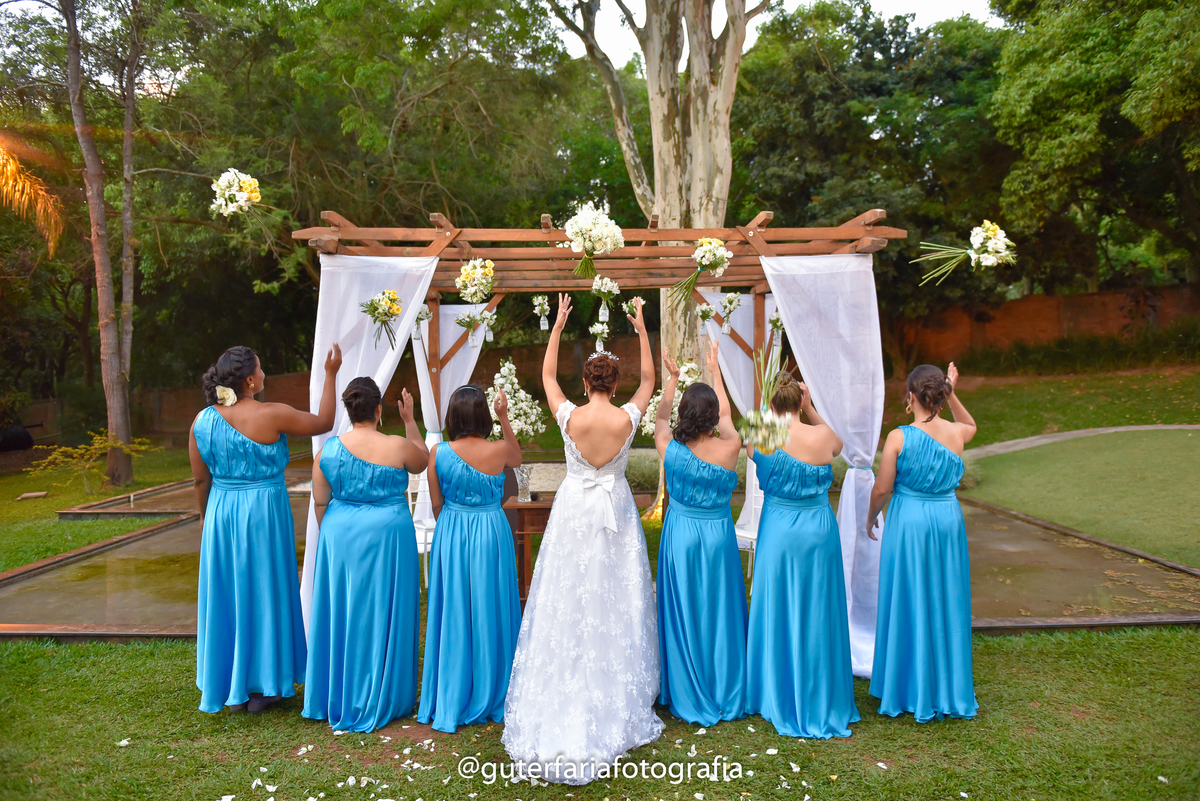 madrinhas-de-azul,casamento-ao-ar-livre,fotografo-de-casamento,fotografo-em-campinas