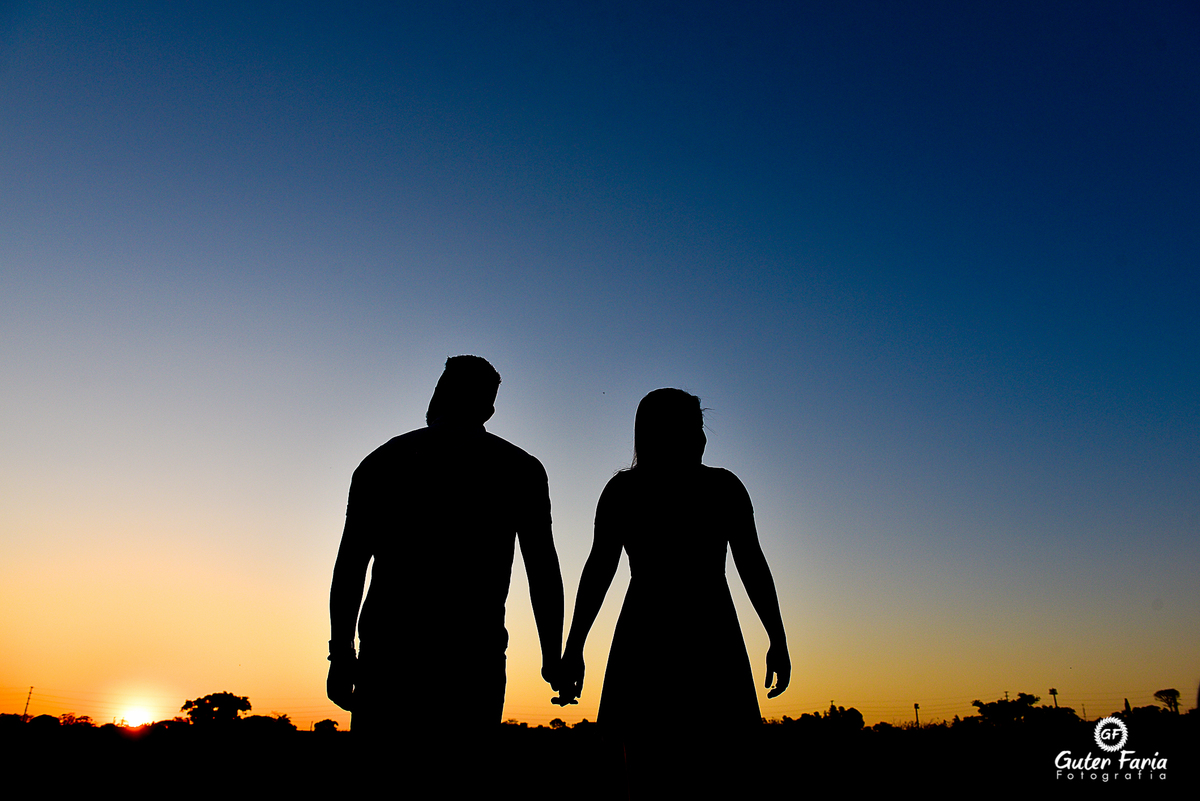 ensaio, ensaio casal, pre wedding, noivos, fotos, fotografo, fotografia, guter, paulinia, campinas. lindos, amor, sessão, namoro, noivado, casamento, casar, noiva, noivo, book, casal, alegria, vila antiga, estrada, parque, save the date, Swiss park