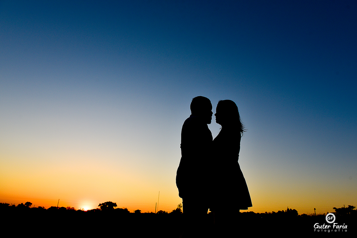 ensaio, ensaio casal, pre wedding, noivos, fotos, fotografo, fotografia, guter, paulinia, campinas. lindos, amor, sessão, namoro, noivado, casamento, casar, noiva, noivo, book, casal, alegria, vila antiga, estrada, parque, save the date, Swiss park