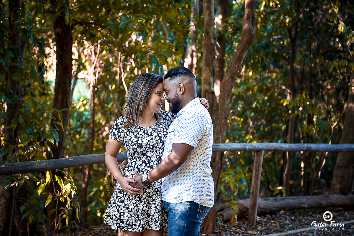 ensaio, ensaio casal, pre wedding, noivos, fotos, fotografo, fotografia, guter, paulinia, campinas. lindos, amor, sessão, namoro, noivado, casamento, casar, noiva, noivo, book, casal, alegria, vila antiga, estrada, parque, save the date, Swiss park