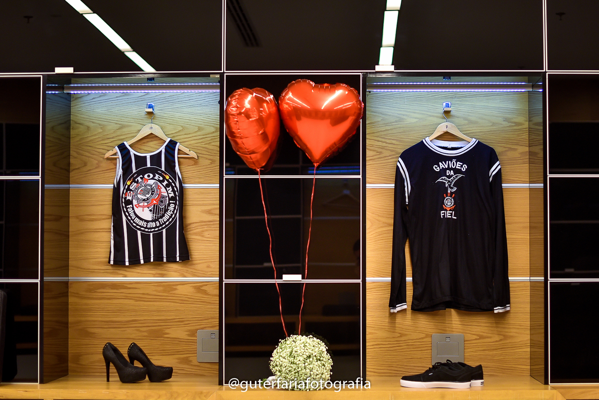 ensaio na arena Corinthians,ensaio, ensaio casal, pre wedding, noivos, fotos, fotografo, fotografia, guter, paulinia, campinas. lindos, amor, sessão, namoro, noivado, casamento, casar, noiva, noivo, book, casal, alegria, sorriso, corinthianos, timão