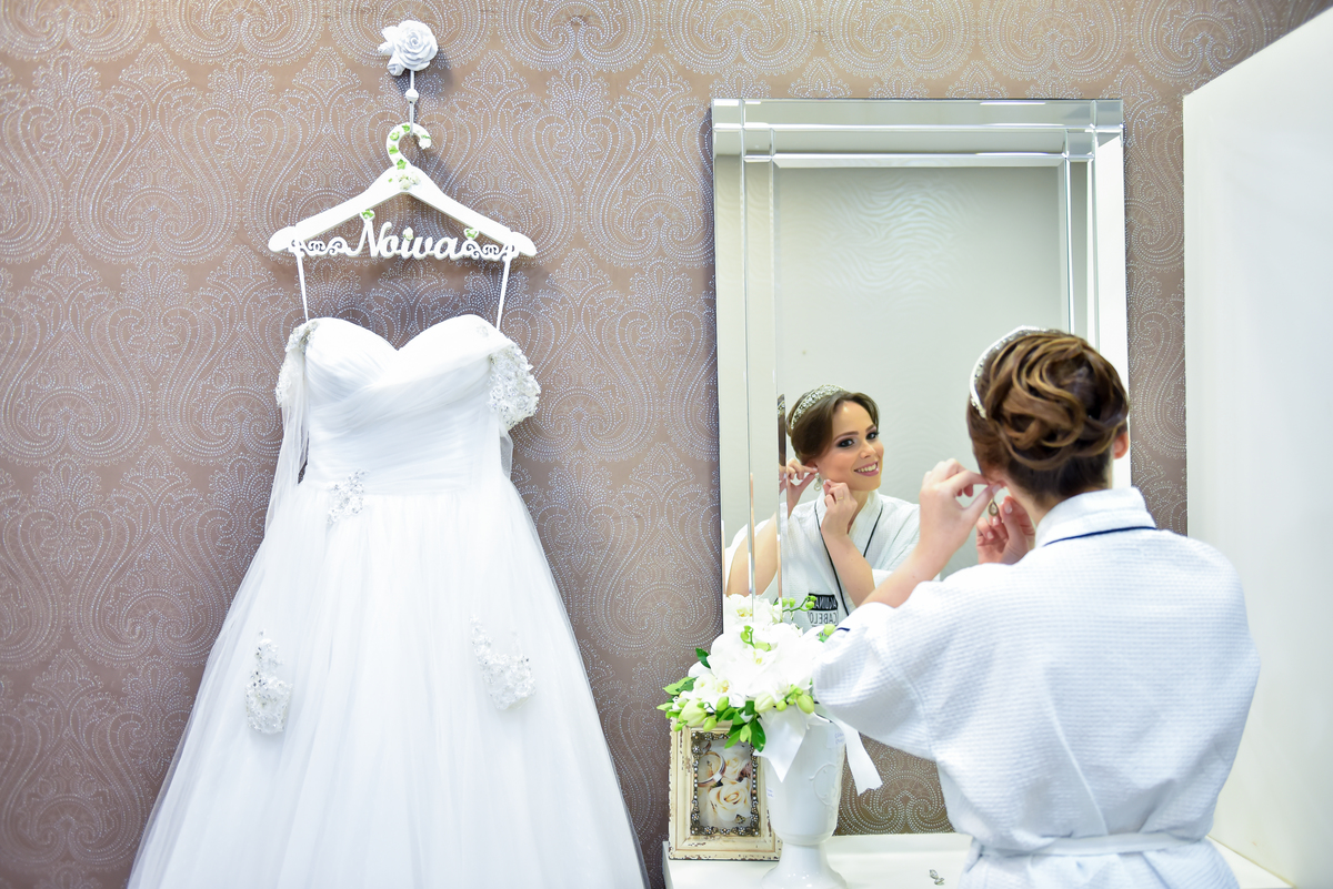 Casamento, noiva, vestido de noiva, aguinaldos, salão, dia da noiva, linda, VESTIDO, ENTRADA DA NOIVA, bolo, aldo silvestre, buffet imagem, paulínia, dj, pista, dança, igreja rosário, Paulínia, buquê