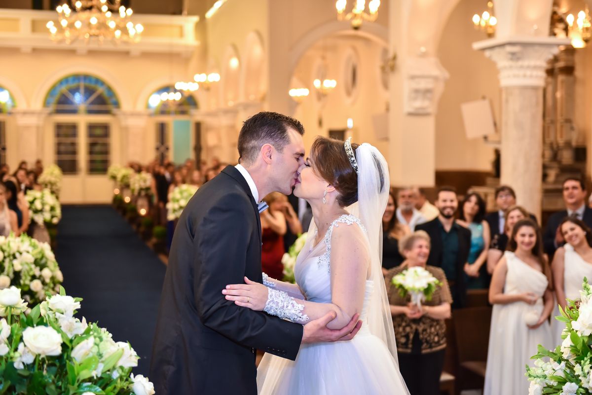 Casamento, noiva, vestido de noiva, aguinaldos, salão, dia da noiva, linda, VESTIDO, ENTRADA DA NOIVA, bolo, aldo silvestre, buffet imagem, paulínia, dj, pista, dança, igreja rosário, Paulínia, buquê