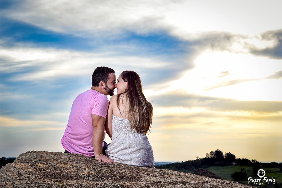 ensaio, ensaio casal, pre wedding, noivos, fotos, fotografo, fotografia, guter, paulinia, campinas. lindos, amor, sessão, namoro, noivado, casamento, casar, noiva, noivo, look, book, souzas, casal, alegria, sorriso, espontânea, divertido, pico das cabras
