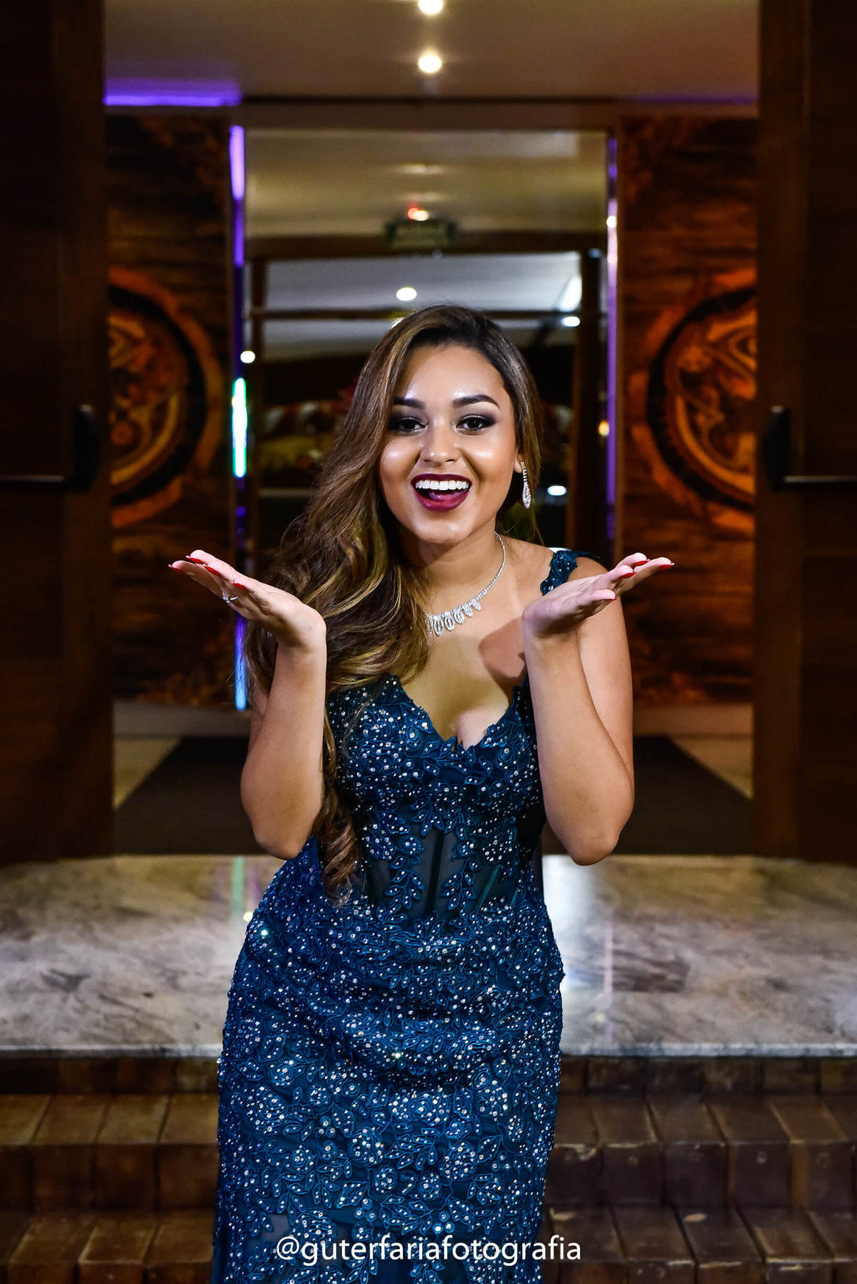 Festa 15 anos, festa temática, Tomorrowland, la nuit sousas, fotógrafo de 15 anos, lugar para festa de 15 anos, 15 anos top, 15 anos campinas, são paulo, bolo 15 anos, cerimonial, DJ, lugar, debutante, debutante linda, fotos de debutante