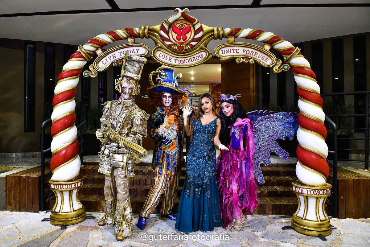 personagens, temático, tomorrowland, chapeleiro maluco