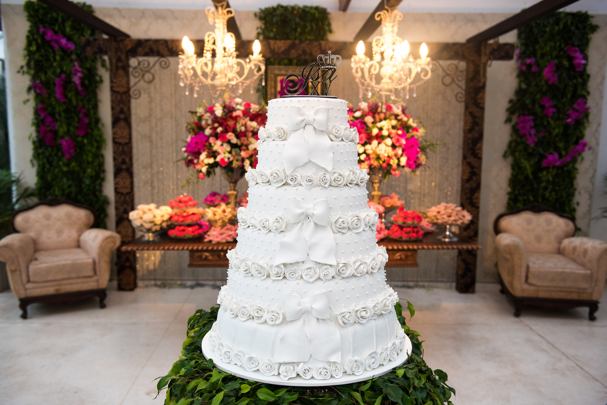 bolo-de-15-anos. bolo, decoração, decorador