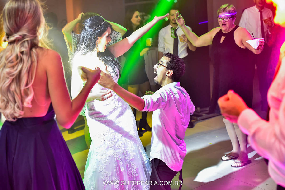 Festa, pista de dança, dj, Agita Som, Marlon Alexandre, Buffet Imagem