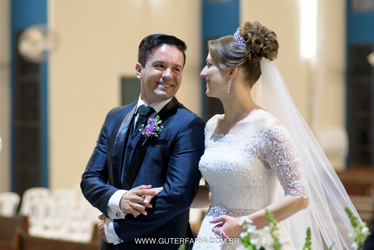 noivo feliz, olhar do noivo, fotografo.