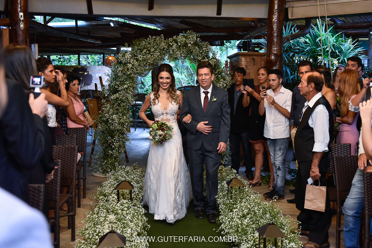 A entrada da noiva, casamento em sousas, campinas.