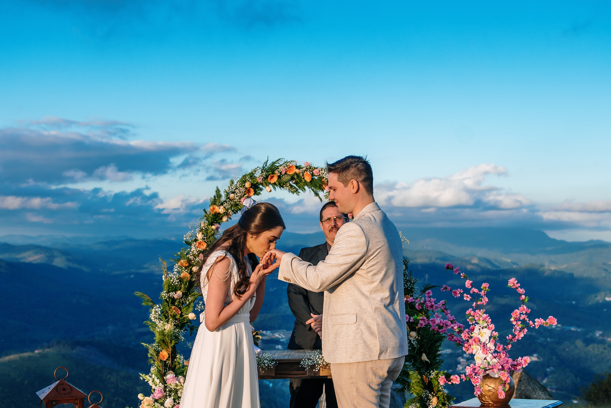 Casamento com paisagem, casamento nas alturas, montanha, pedras, rústico, casamento elopement, casando a2, guter 