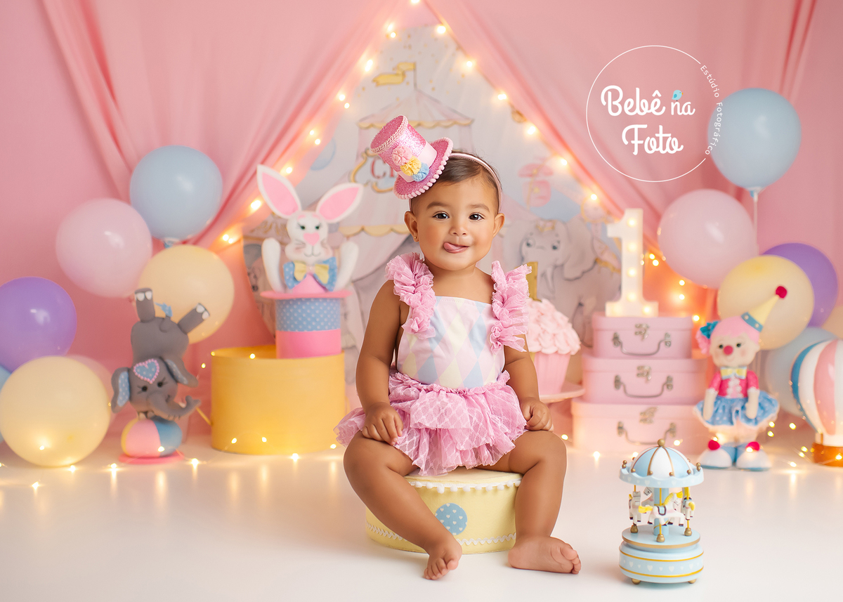 smash the cake circo rosa