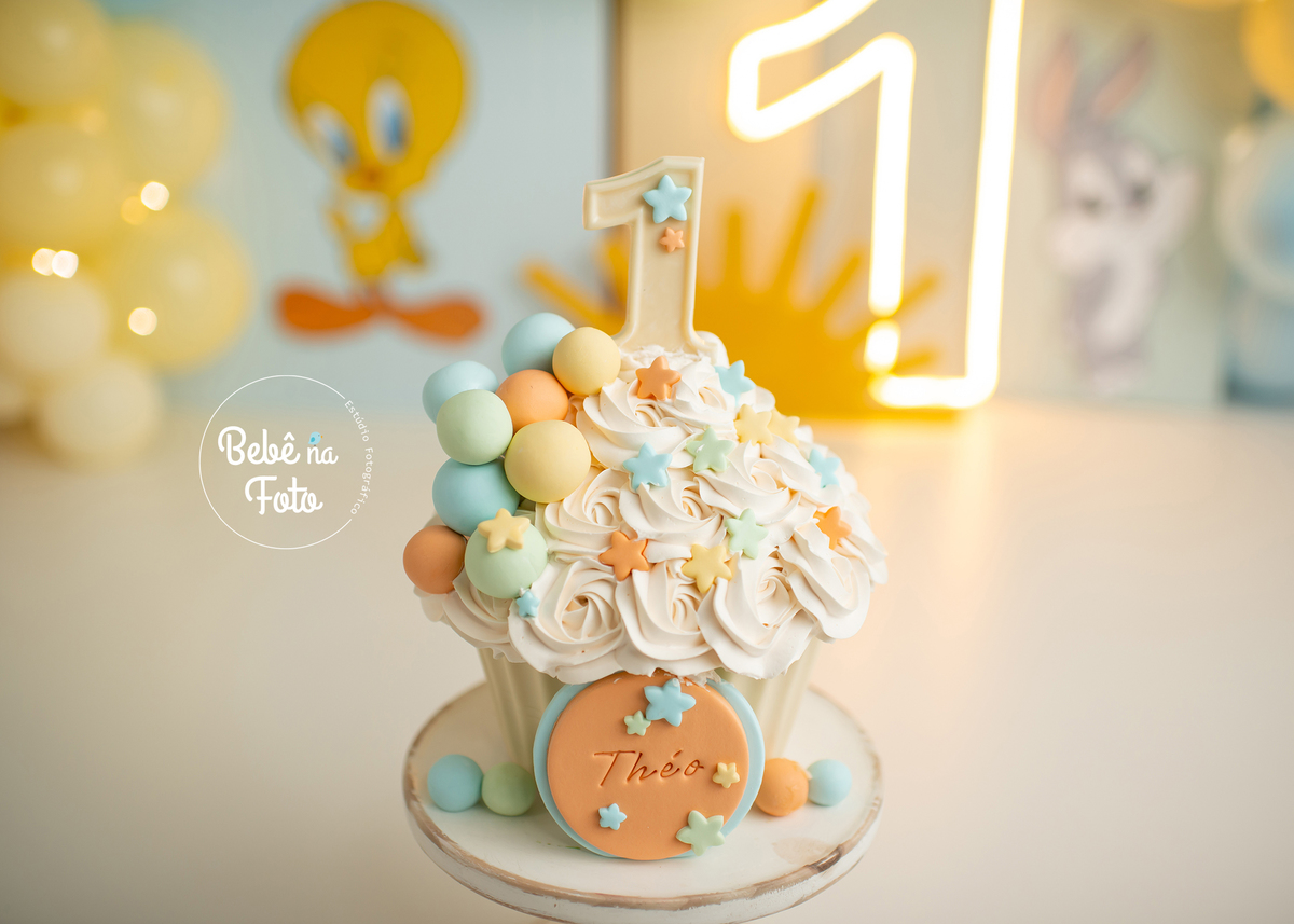 smash the cake looney tunes