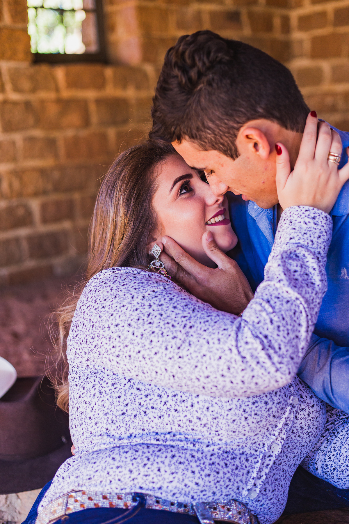 Fotografia de Ensaio Pré-casamento (pre-wedding) da Kety e do Marco, realizado em Araraquara SP, no parque Pinheirinho.  Pre Wedding Photography. 