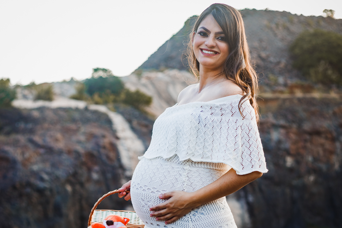 Fotografia de Gestante. Ensaio da Natália, em Araraquara São Paulo, na Pedreira. Pregnant Photography Photo. 