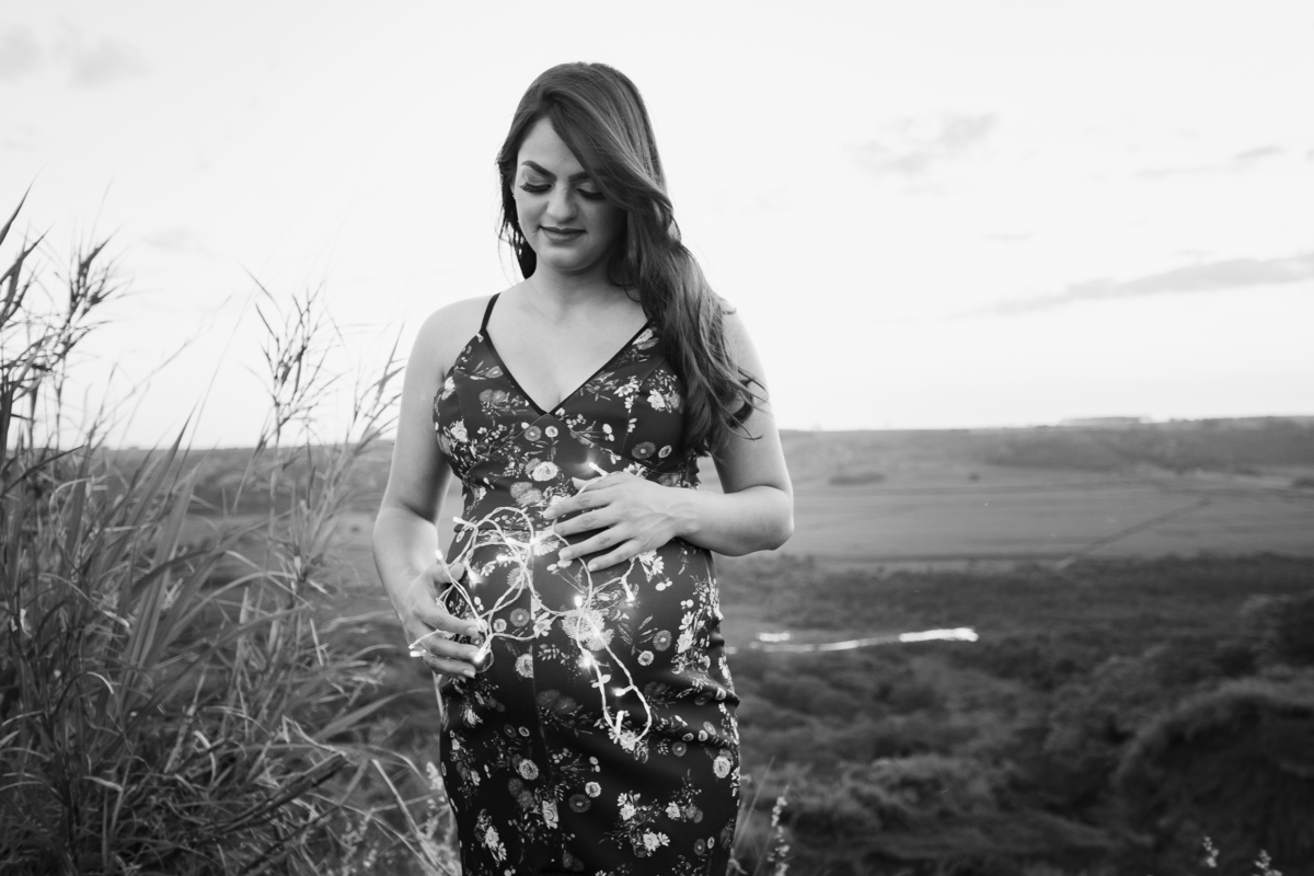 Fotografia de Gestante. Ensaio da Natália, em Araraquara São Paulo, na Pedreira. Pregnant Photography Photo. 
