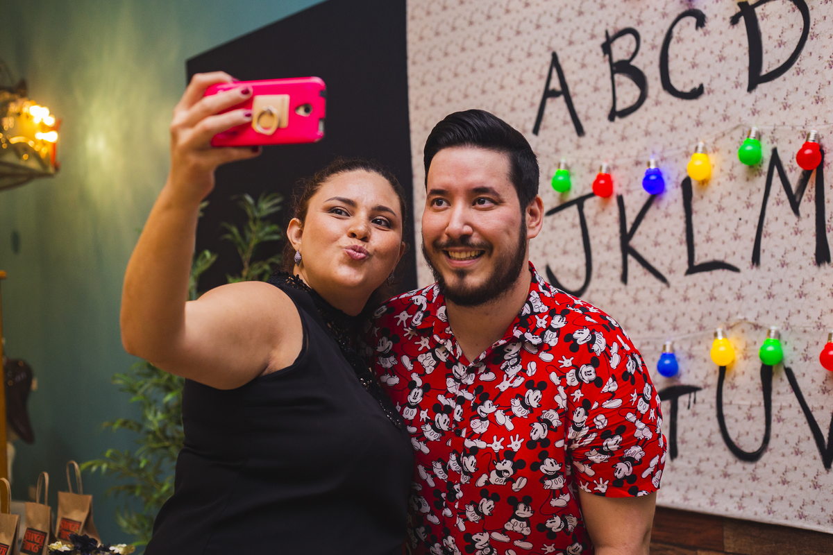 Fotografia de Aniversário do Jeff Mendes, com o surpreendente tema StrangersThings, realizado na Festolândia, em Ibitinga. Aniversary Party Photography Stranger Things