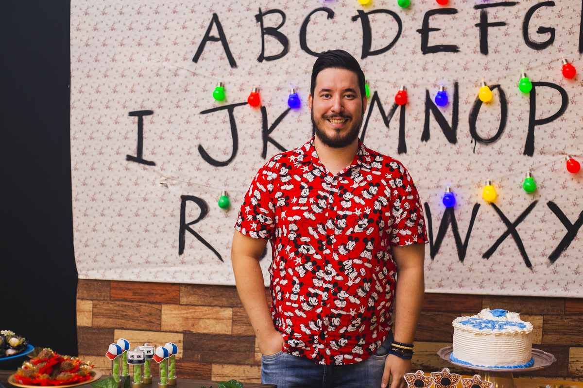 Fotografia de Aniversário do Jeff Mendes, com o surpreendente tema StrangersThings, realizado na Festolândia, em Ibitinga. Aniversary Party Photography Stranger Things