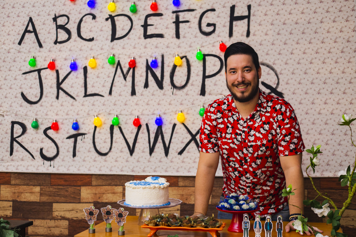 Fotografia de Aniversário do Jeff Mendes, com o surpreendente tema StrangersThings, realizado na Festolândia, em Ibitinga. Aniversary Party Photography Stranger Things