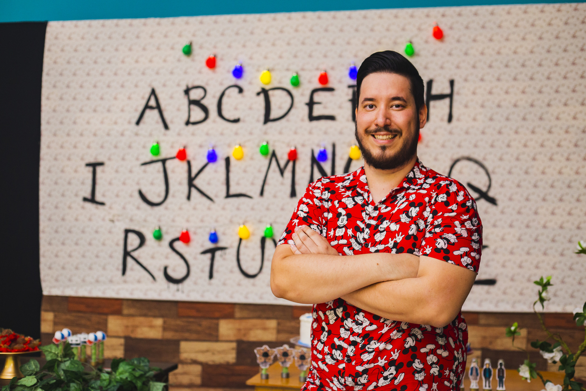 Fotografia de Aniversário do Jeff Mendes, com o surpreendente tema StrangersThings, realizado na Festolândia, em Ibitinga. Aniversary Party Photography Stranger Things