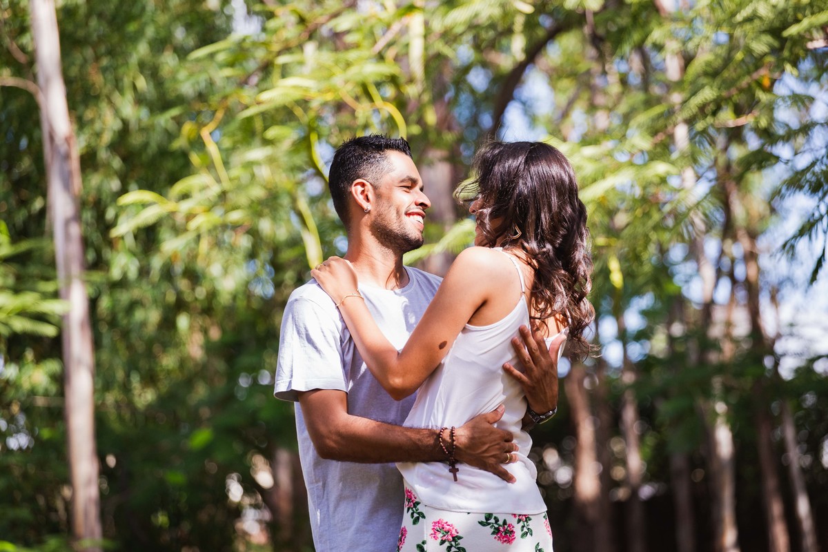 Ensaio Pré-Casamento da Fran e do Ge, realizado em Ibitinga SP, no clube de campo Andreza.  Pre Wedding. Ensaio de Casal. Fotografia de Casal. Fotografia de Casamento. Pre Wedding Photography. 