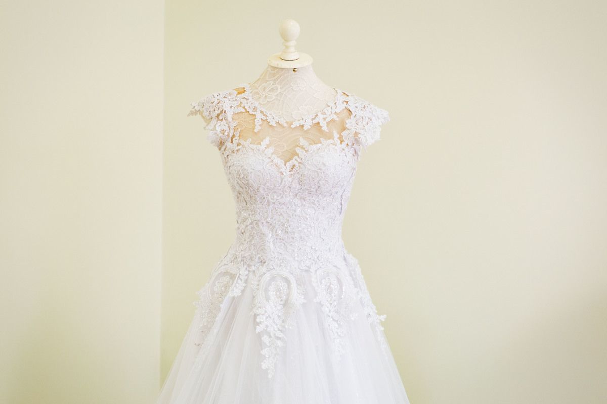 Fotografia de casamento em Ibitinga. Fotografo de casamento em Ibitinga. Noiva. Festa de Casamento. Vestido de Noiva. Maquiagem para casamento. Wedding Photography.