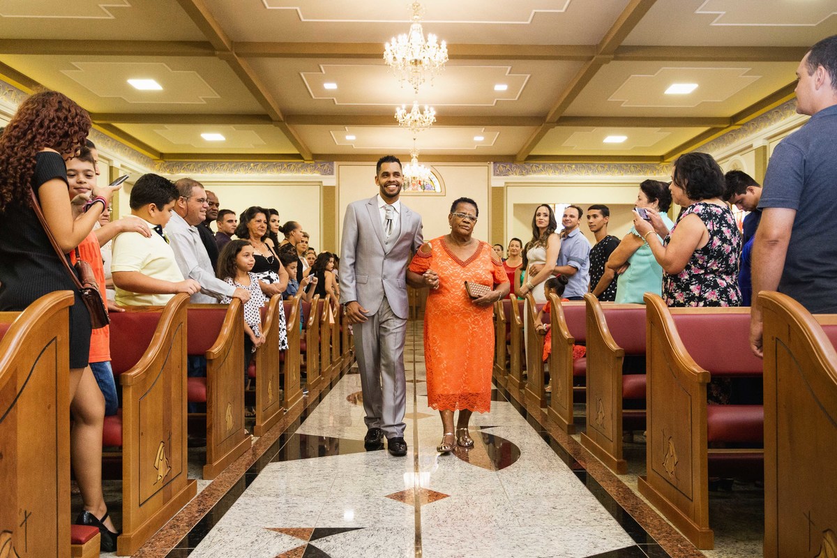 Fotografia de casamento em Ibitinga. Fotografo de casamento em Ibitinga. Noiva. Festa de Casamento. Vestido de Noiva. Maquiagem para casamento. Wedding Photography.