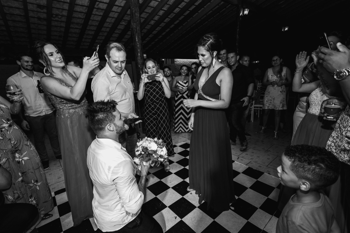 Fotografia de casamento em Ibitinga. Fotografo de casamento em Ibitinga. Noiva. Festa de Casamento. Vestido de Noiva. Maquiagem para casamento. Wedding Photography.