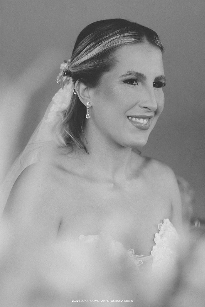 noiva-casamento-de-dia-vinhedo