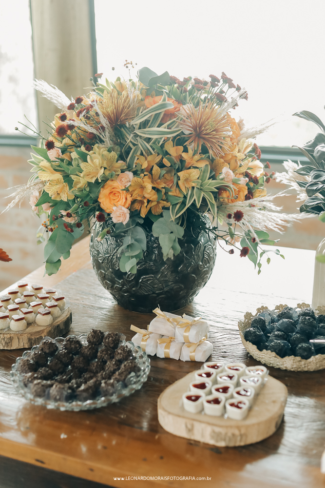 arranjo-flores-casamento-decoração