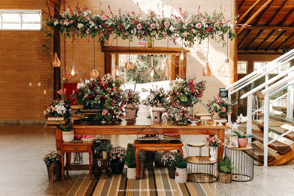 mesa-bolo-casamento-decoração
