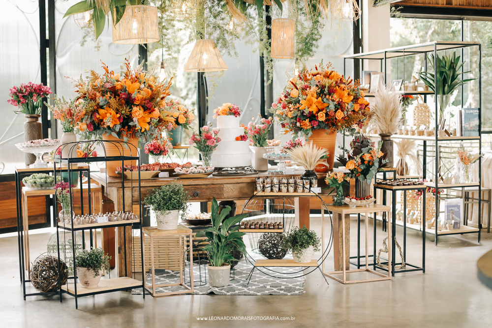 decoração-mesa-bolo-casamento-classico-outono