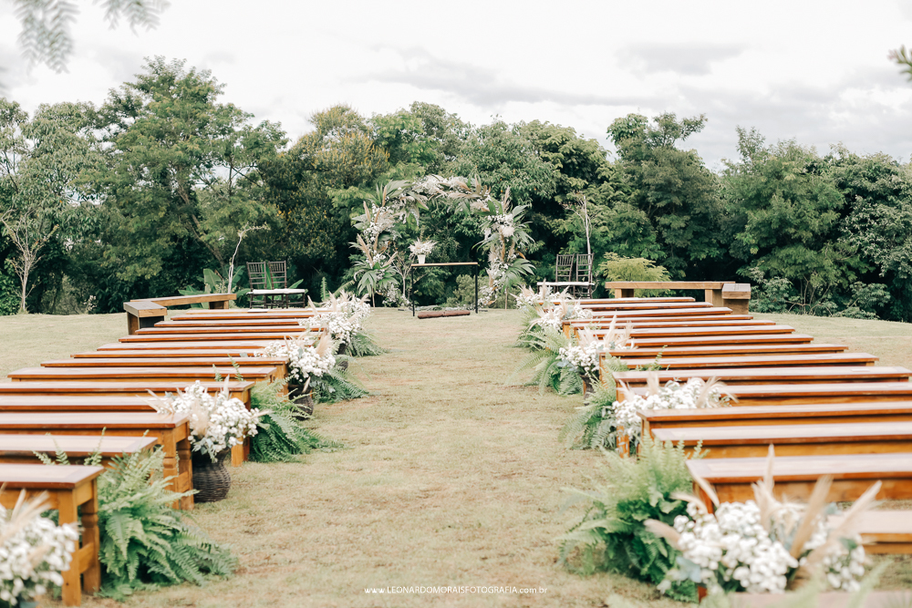 casamento-classico-cerimonia-ar-livre