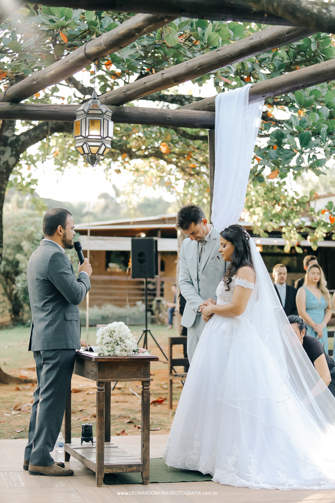 cerimonia-ao-ar-livre-casamento