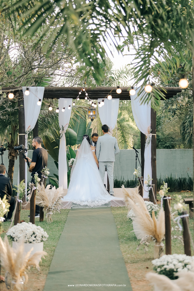 cerimonia-ao-ar-livre-casamento