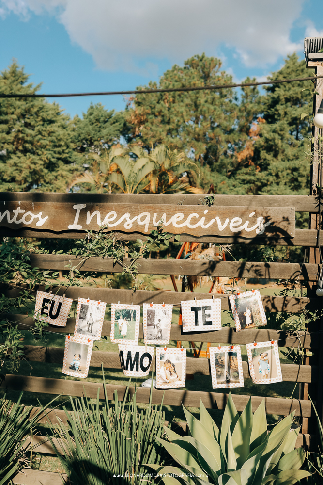 decoração-cerimonia-ao-ar-livre-casamento-chacara-caminho-de-luz