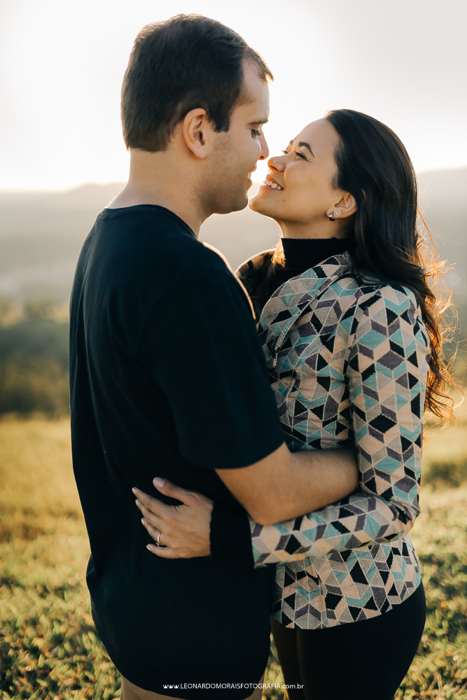 pre-wedding-morro-do-capuava-por-do-sol