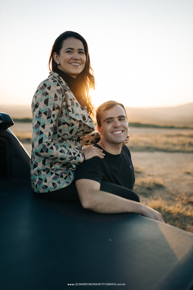 pre-wedding-morro-do-capuava-por-do-sol-toro-fiat