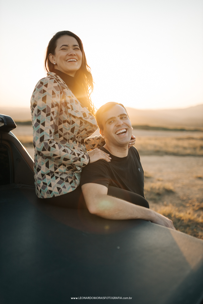 pre-wedding-morro-do-capuava-por-do-sol