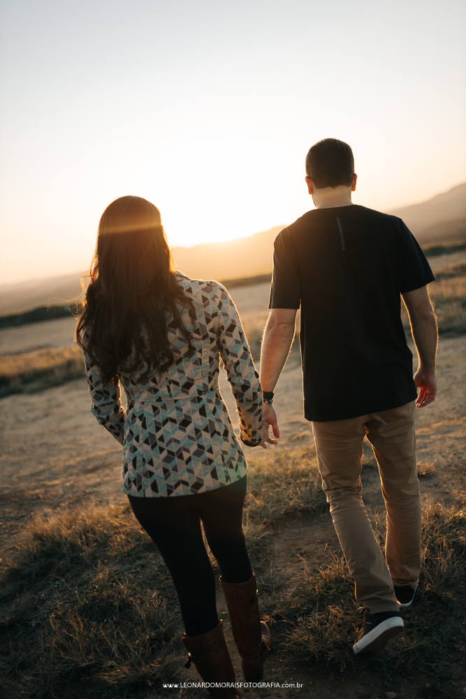 pre-wedding-morro-do-capuava-por-do-sol