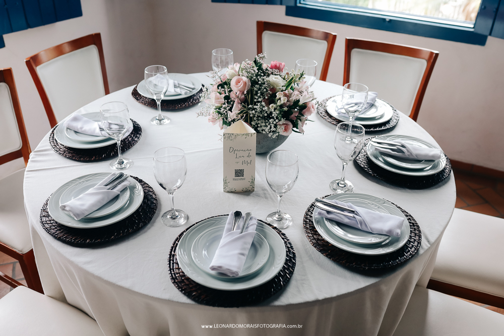 decoração-casamento-classico-mesa-convidado