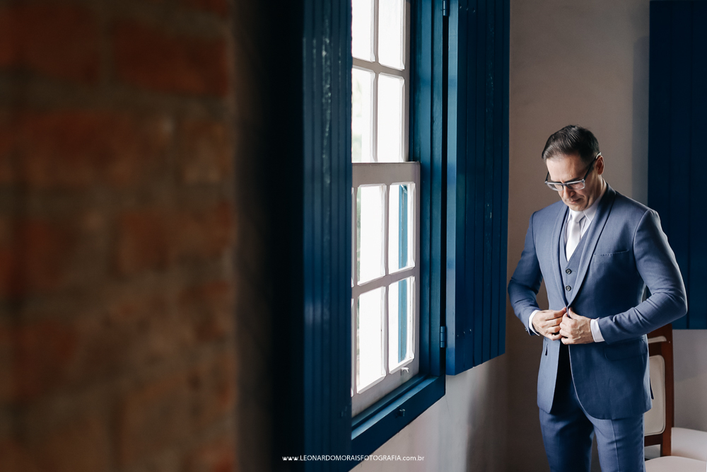 noivo-terno-azul-casamento