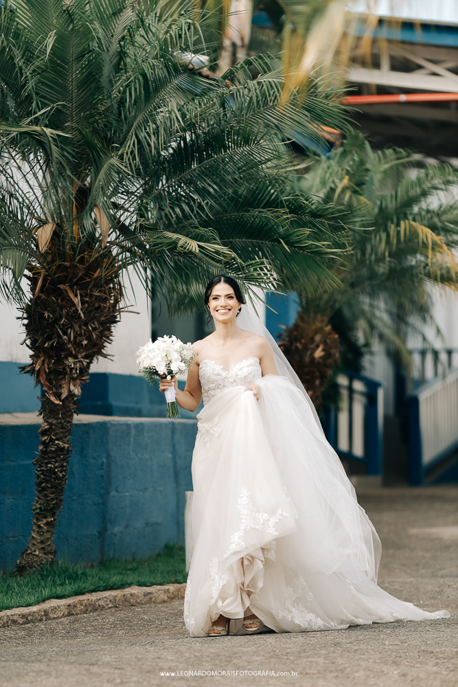 entrada-noiva-casamento-classico-fazenda