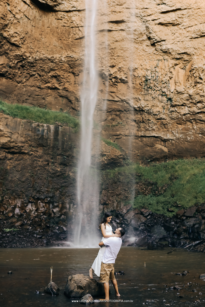 ensaio-prewedding-cachoeira-do-saltao